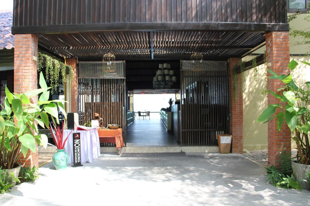 Eingang Restaurant NH Collection Samui Peace Resort