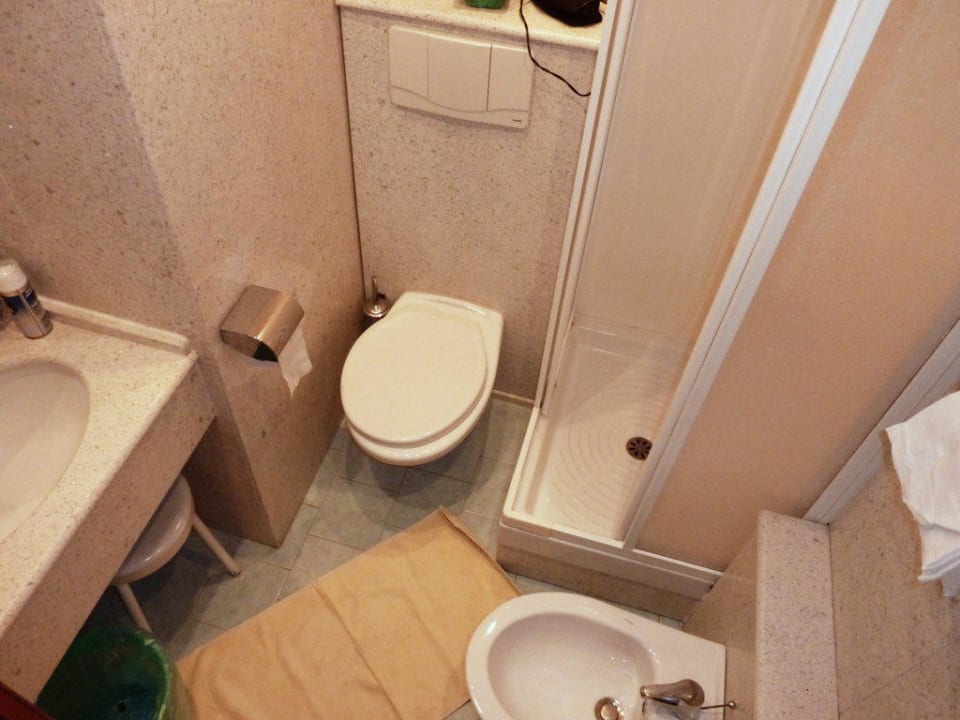 Bad - Zimmer 207 Hotel Solemar Terme