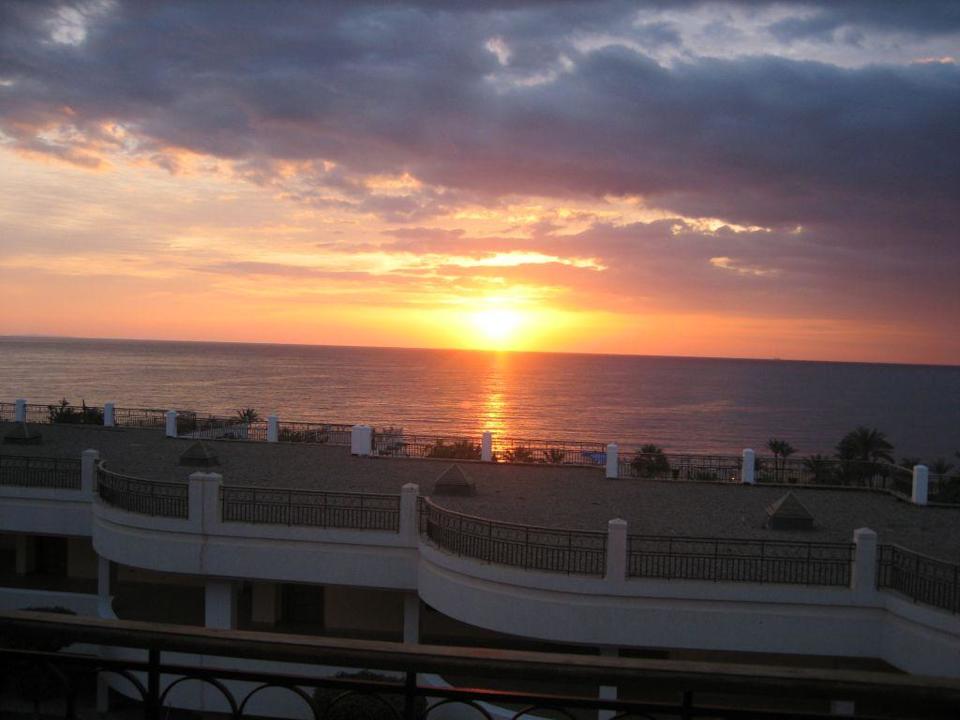 Sonnenaufgang Safir Sharm Waterfalls Resort