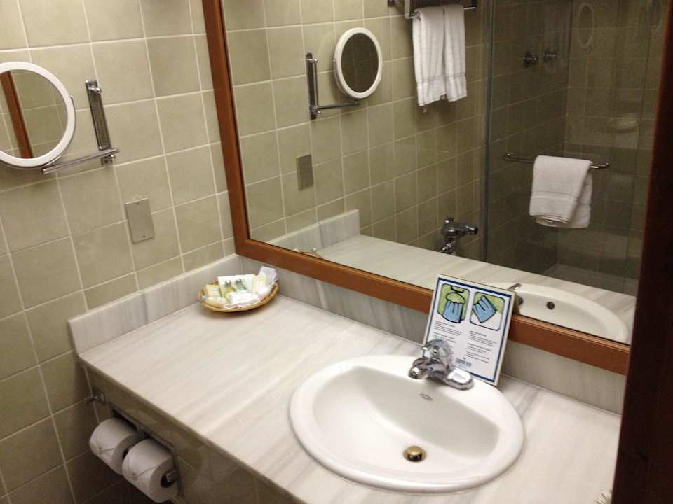Bad Hotel Camino Real Managua
