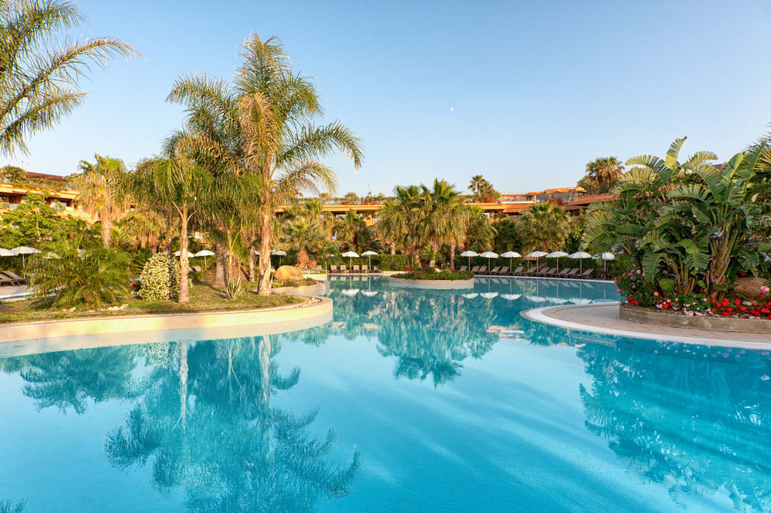 Pool Acacia Resort