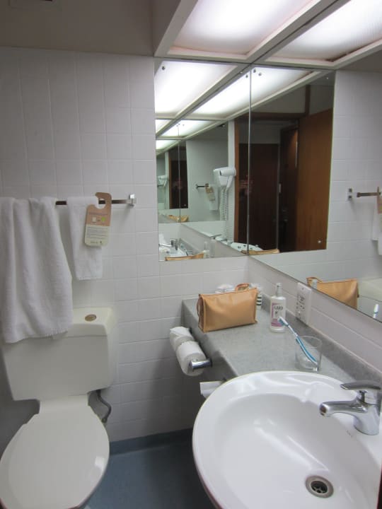Badezimmer Mövenpick Hotel Wellington