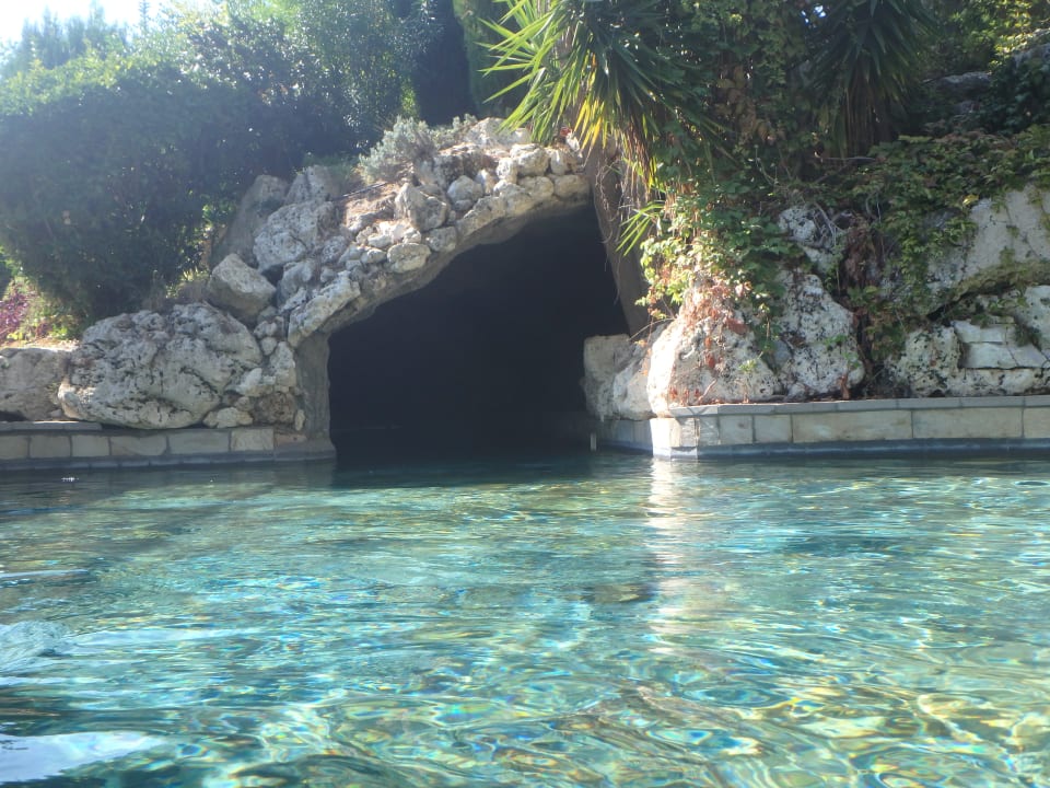 Pool Club Grand Side
