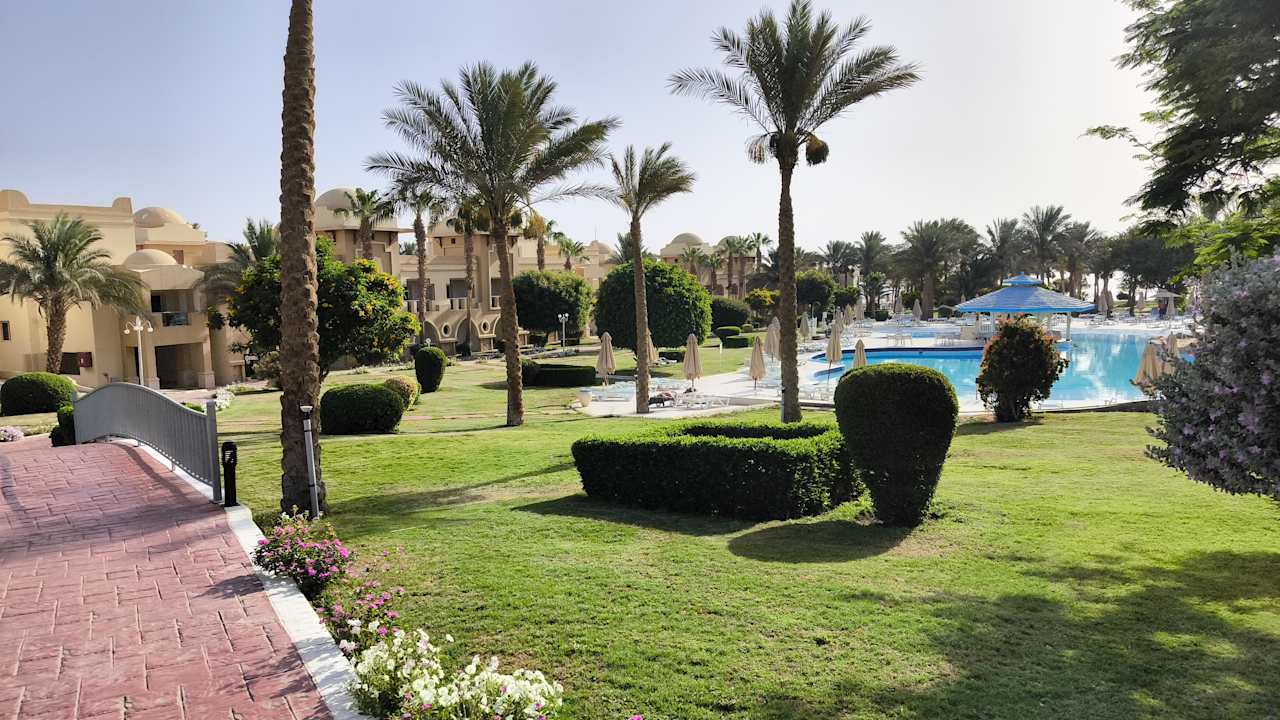 Pool Serenity Alpha Beach