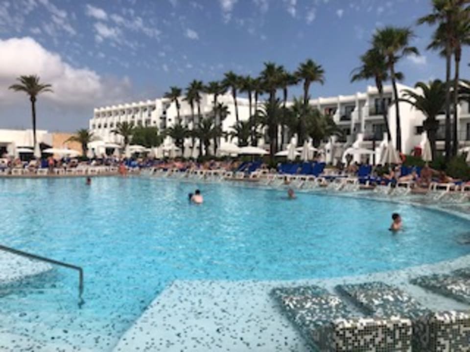 Pool Grand Palladium White Island Resort & Spa