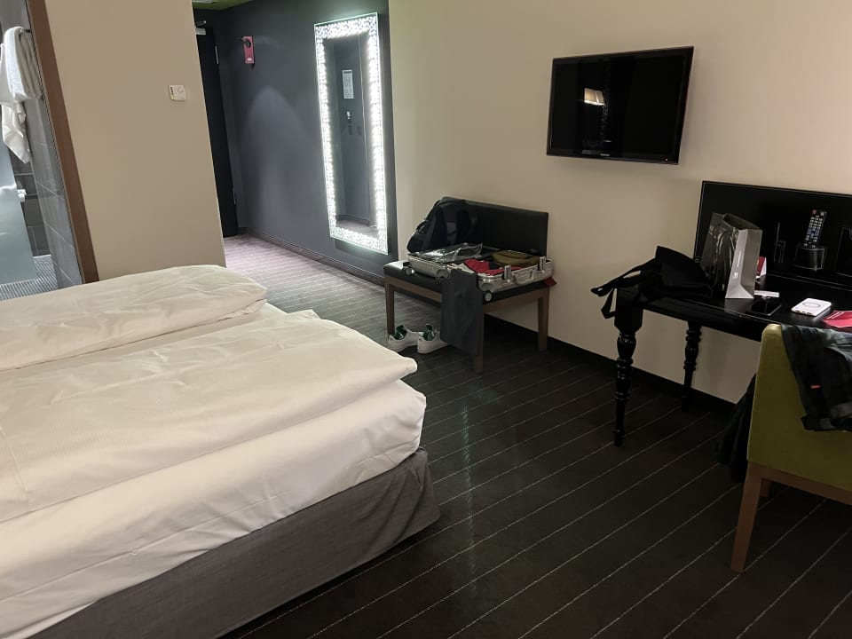 Zimmer Mövenpick Hotel Stuttgart Airport