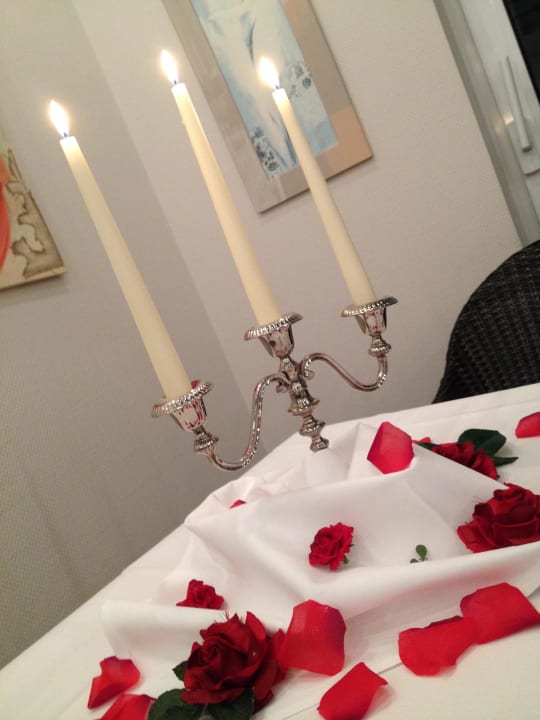 Candle Light Dinner  AKZENT Waldhotel Rügen
