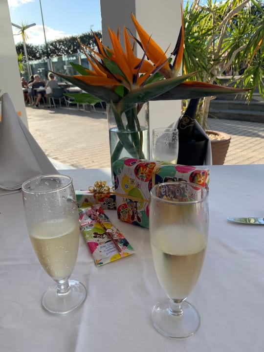 Gastro R2 Romantic Fantasia Suites - Adults only