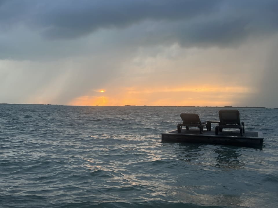 Strand Hotel Seafarer Resort