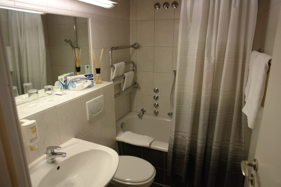 Das Badezimmer. Tulip Inn Ludwigshafen City