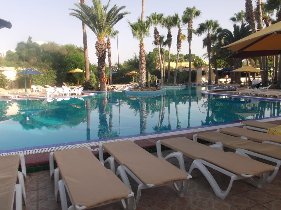 Pool Hotel Nesrine