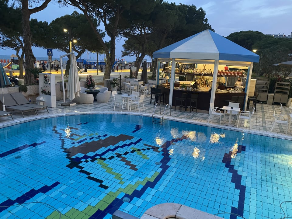 Pool Hotel Miramare