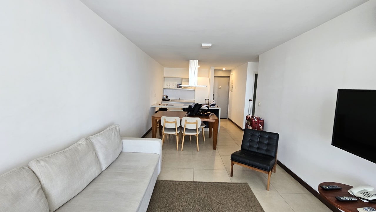 Zimmer Hotel Dazzler Colonia