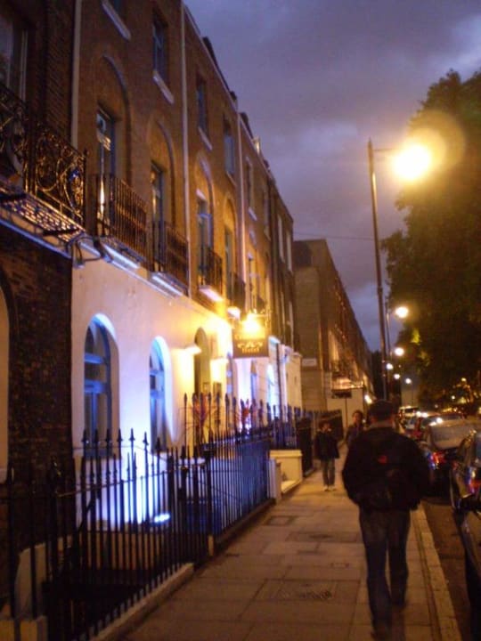 The hotel Hotel Crestfield