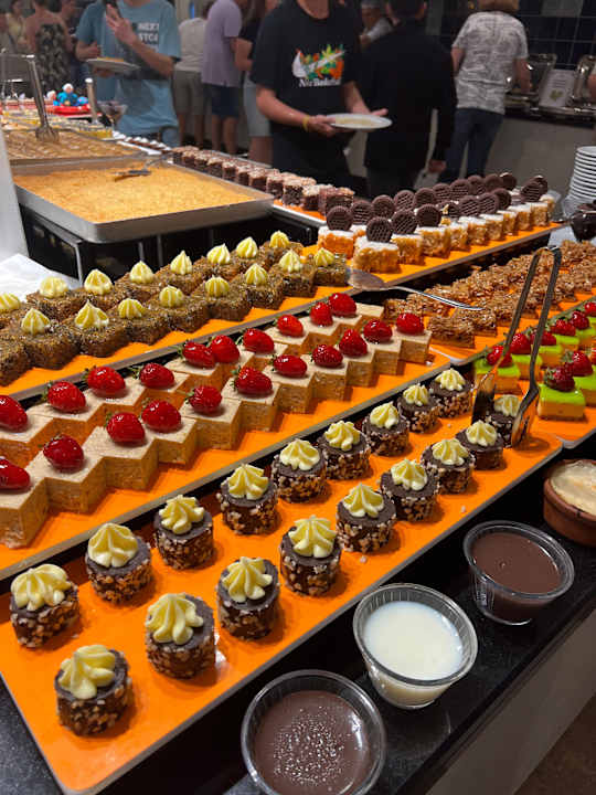 Gastro Can Garden Resort