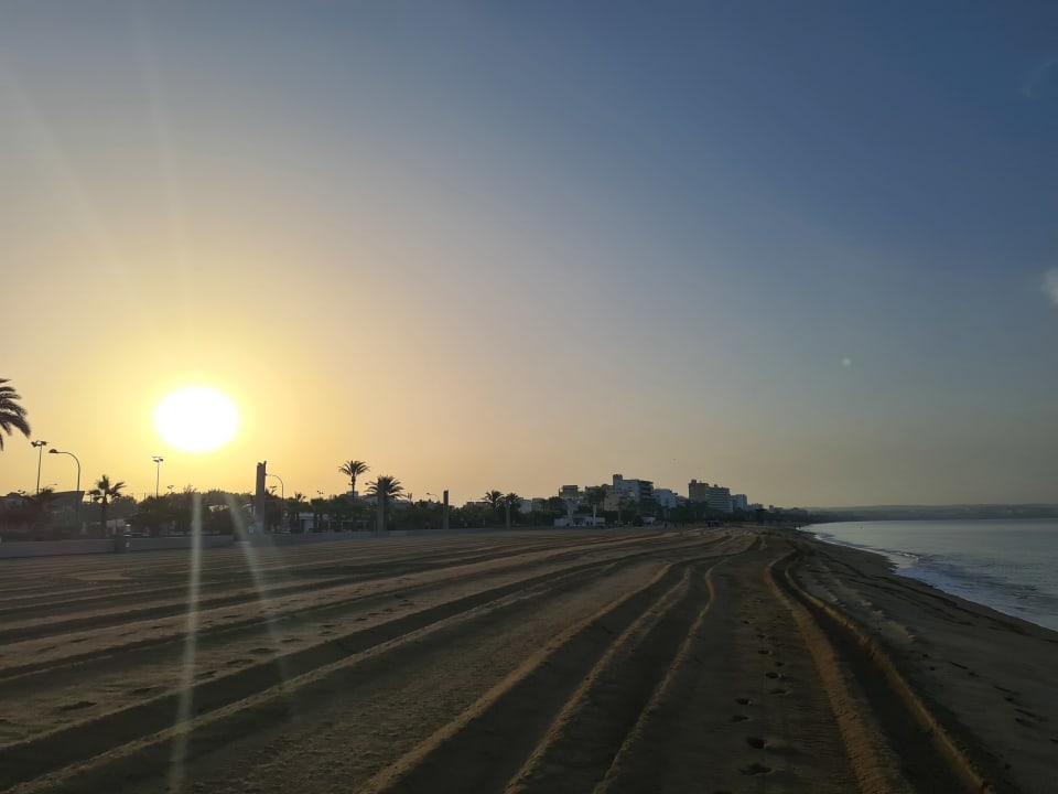 Strand Aparthotel Fontanellas Playa