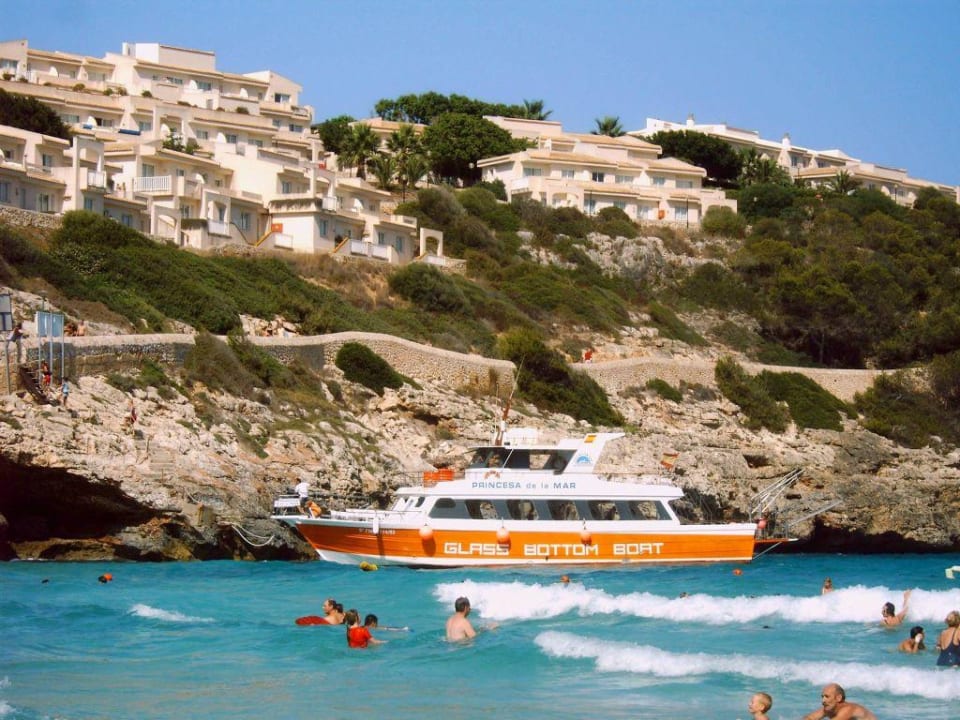 Glas-Boot am Playa Romantica blau punta reina