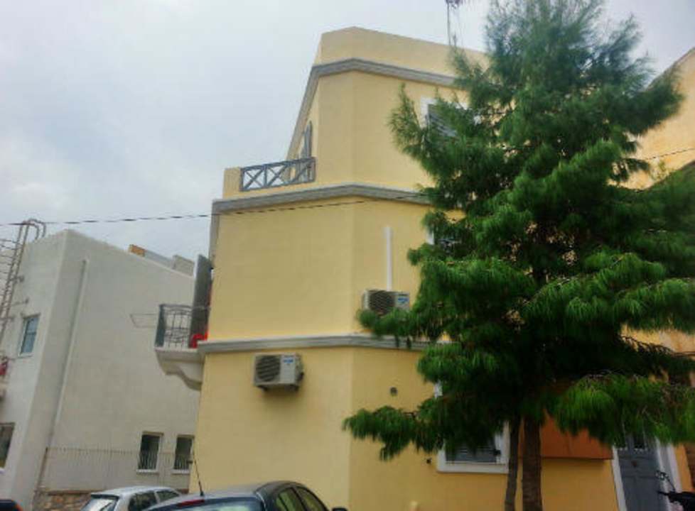 Building Yasmin Rooms