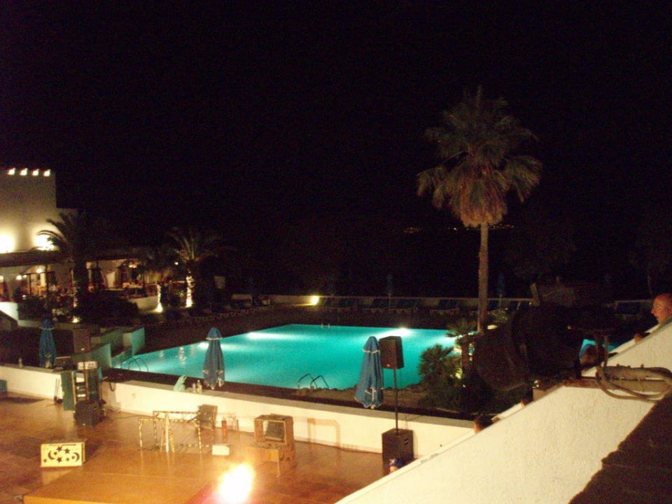 Animationsbühne TUI BLUE Oceanis Beach and Spa Resort