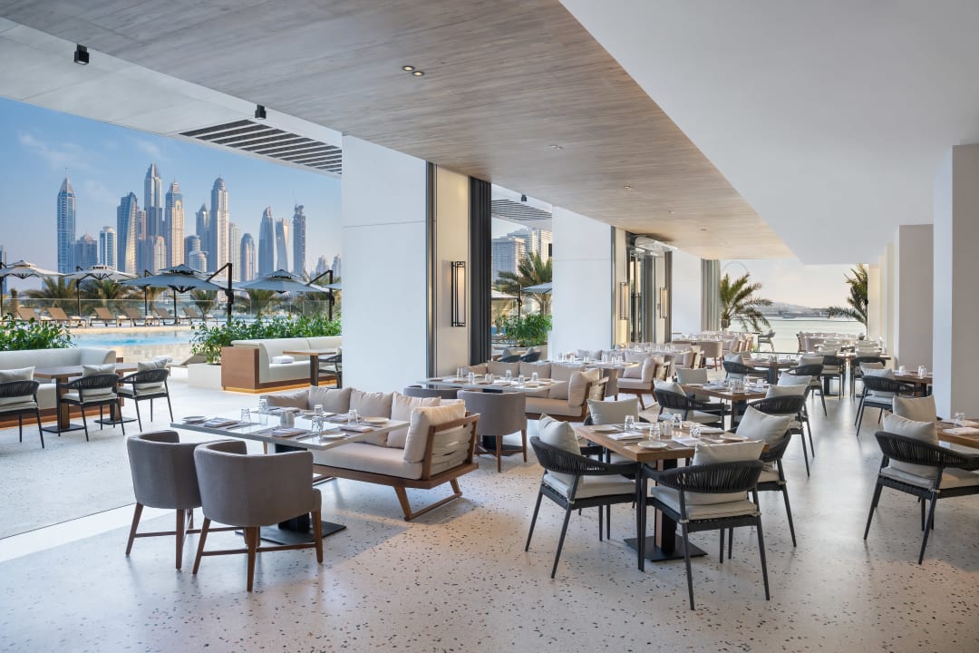 Gastro Radisson Beach Resort Palm Jumeirah