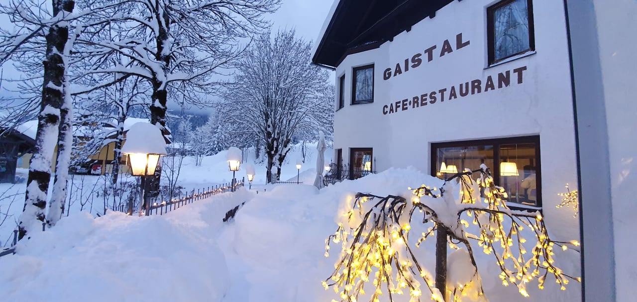Außenansicht Gasthof Pension Gaistal