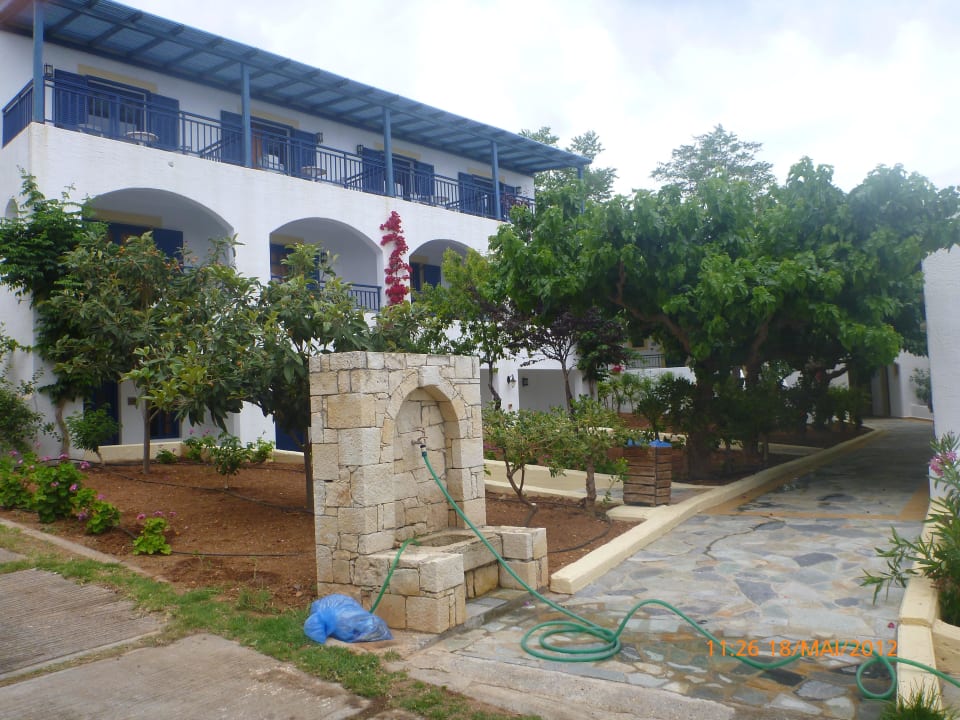 Blick auf Zimmern TUI SUNEO Chrissi Amoudia