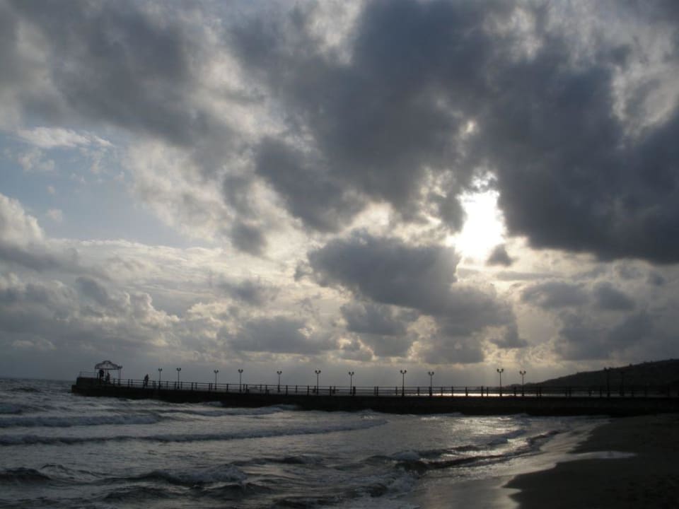 Am Strand vom Grand Reosort The GrandResort By Leonardo Hotels