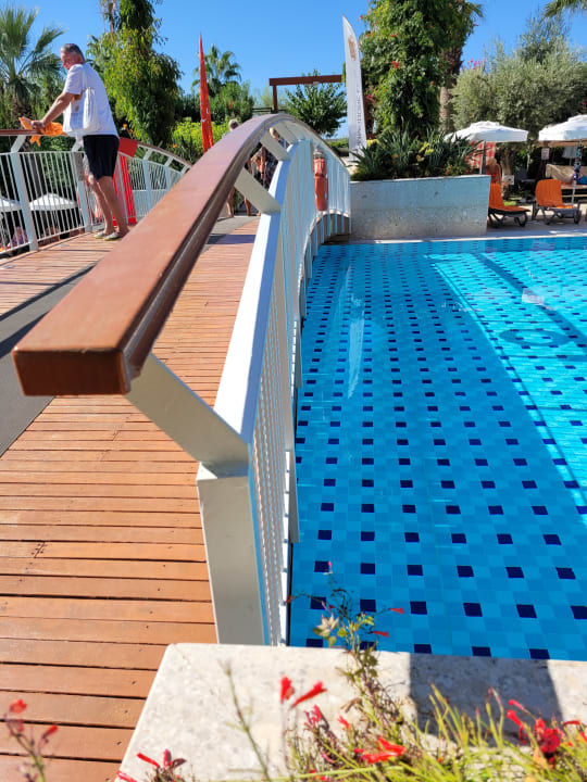 Pool Commodore Elite Suites & Spa - Adults only