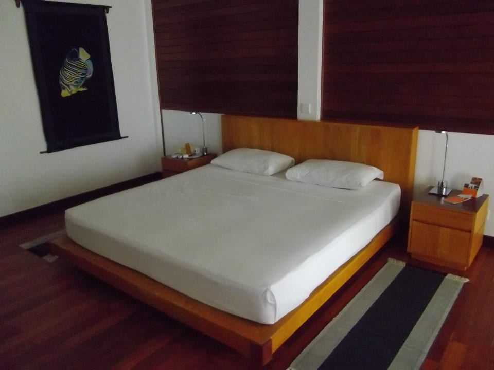 Bett Cinnamon Hakuraa Huraa Maldives