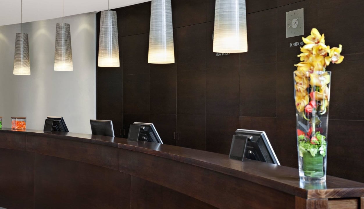 Reception NH Frankfurt Airport West