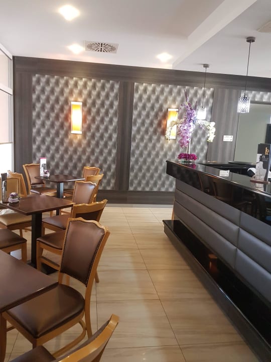 Gemütlichkeit Hotel Délibáb