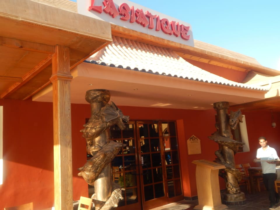 Chinese Pickalbatros Alf Leila Wa Leila Resort - Neverland Hurghada