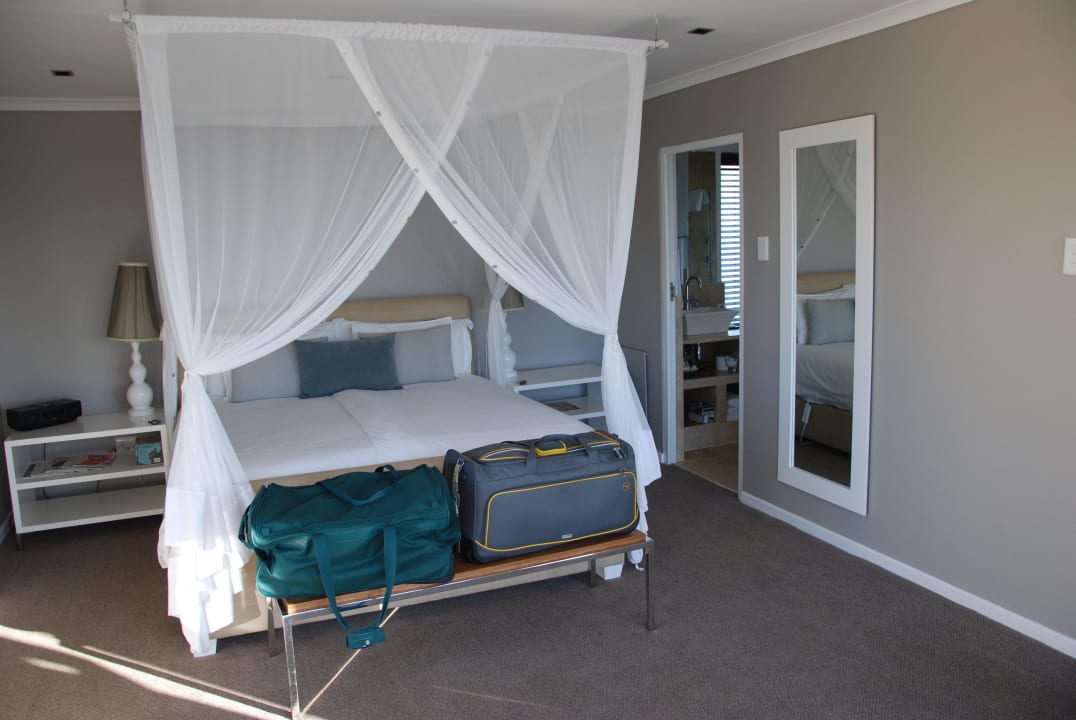 Großes Doppelbett Hotel Cliff Lodge