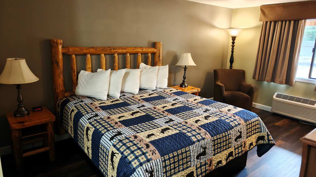 Zimmer The Cowlitz River Lodge