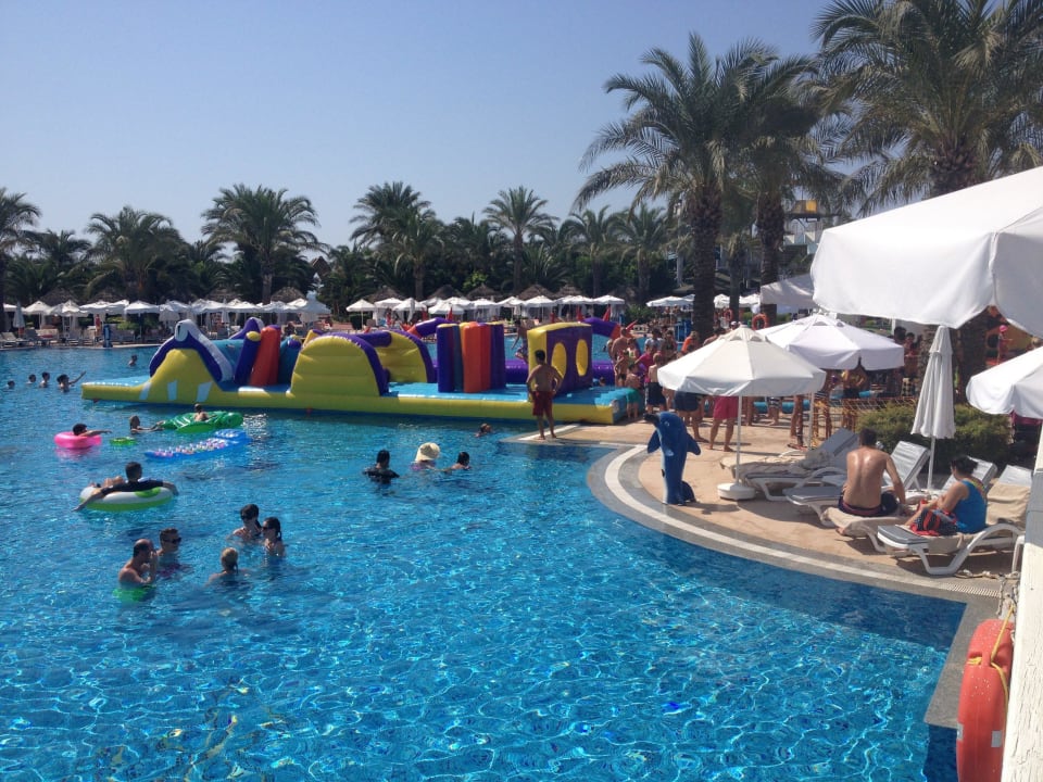 Olympic games at the pool Hotel Delphin Palace