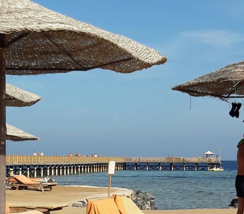 Steg zum Hausriff Grand Makadi