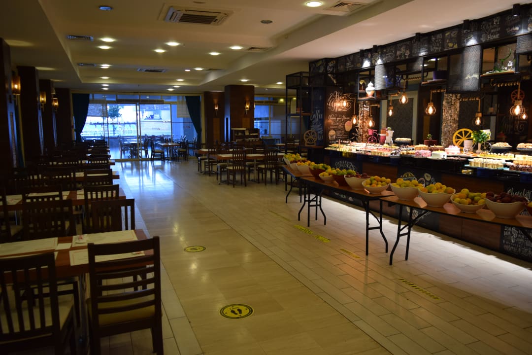 Gastro Armas Gül Beach