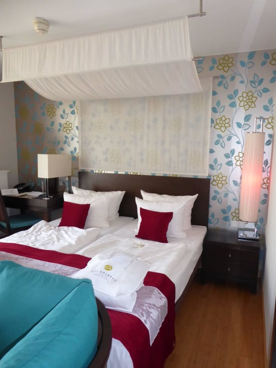 Doppelbett mit speziellem Himmel Das Ahlbeck Hotel & SPA