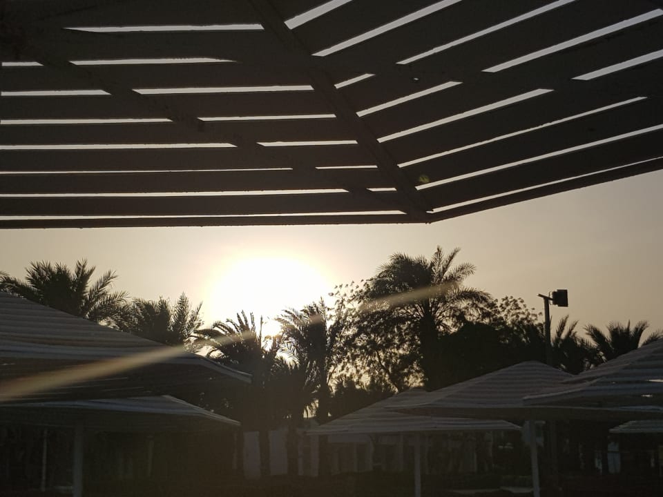 Strand Menaville Safaga