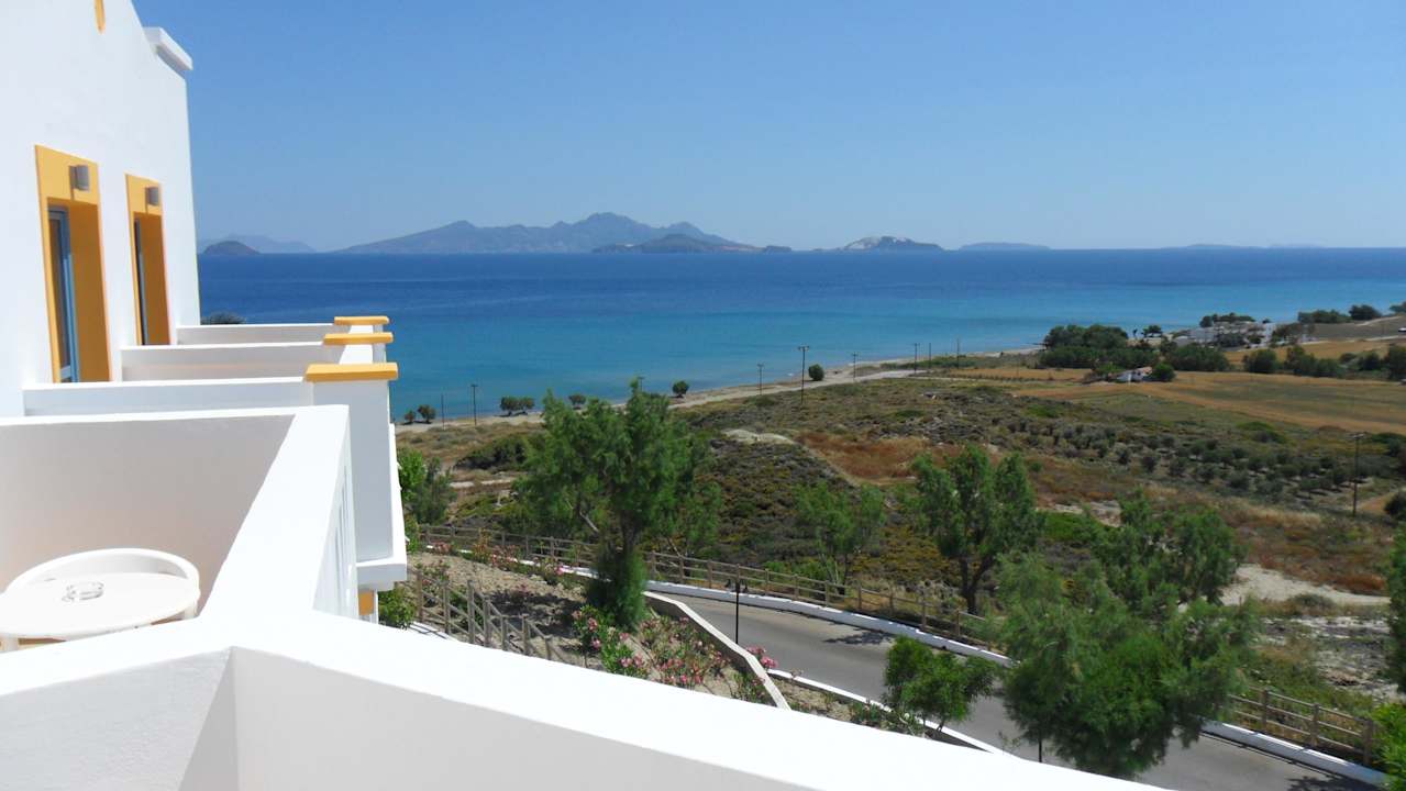 Blick von unserem Balkon zum Meer Lagas Aegean Village