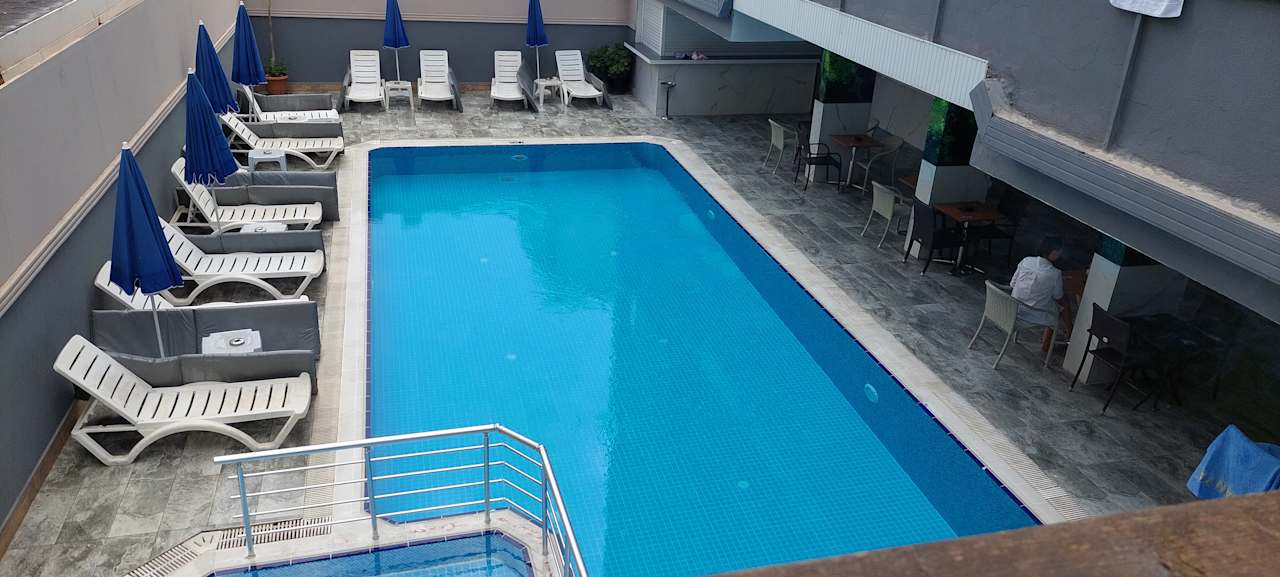 Pool Hotel Aslan City Kleopatra