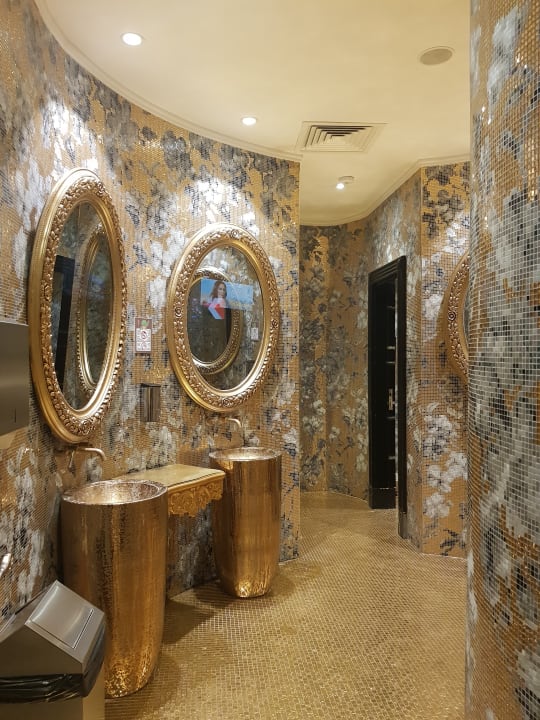 Sonstiges Azura Deluxe Resort & Spa Hotel