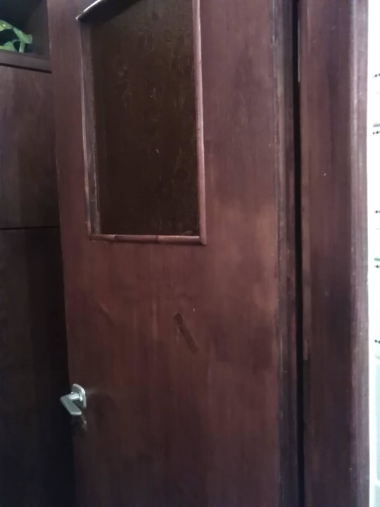 Drzwi do lazienki Centrum Kongresów i Rekreacji Orle Gniazdo