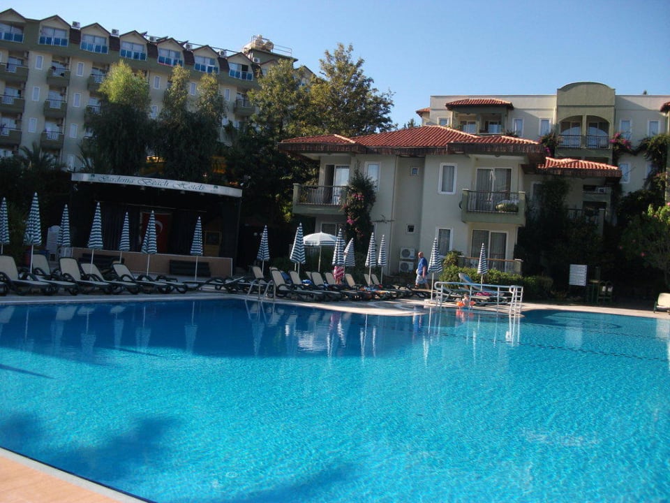 Pool Hotel Gardenia Beach