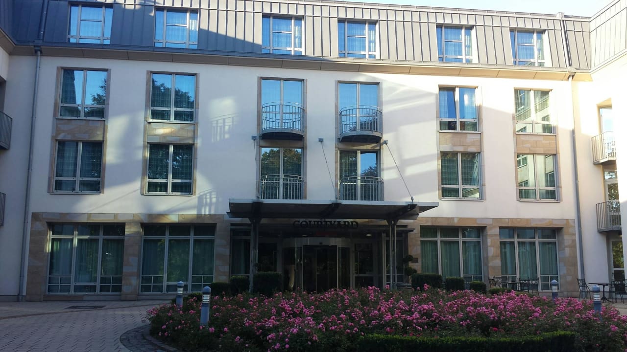 Wejście do hotelu Welcome Parkhotel Bochum