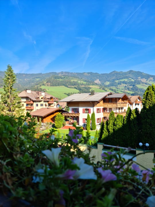 Ausblick Hotel Ferienparadies Lerch