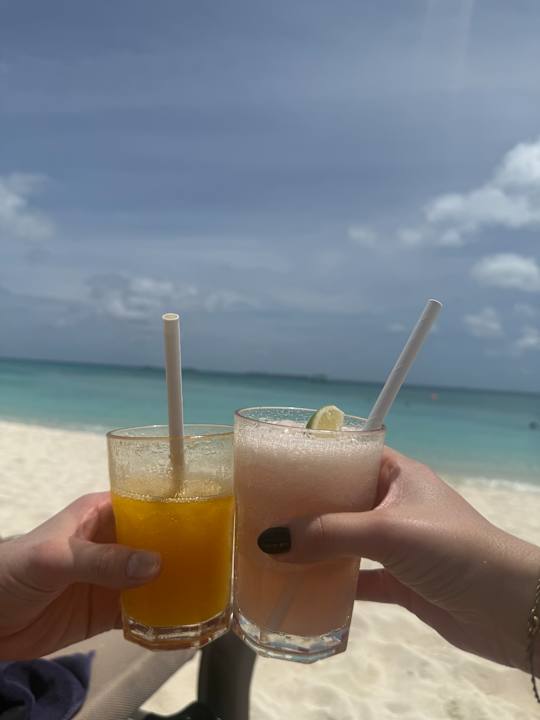 Strand Kuredu Island Resort & Spa