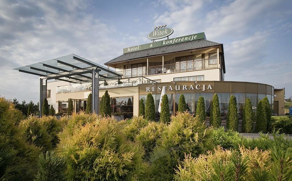 Front Hotel Witek