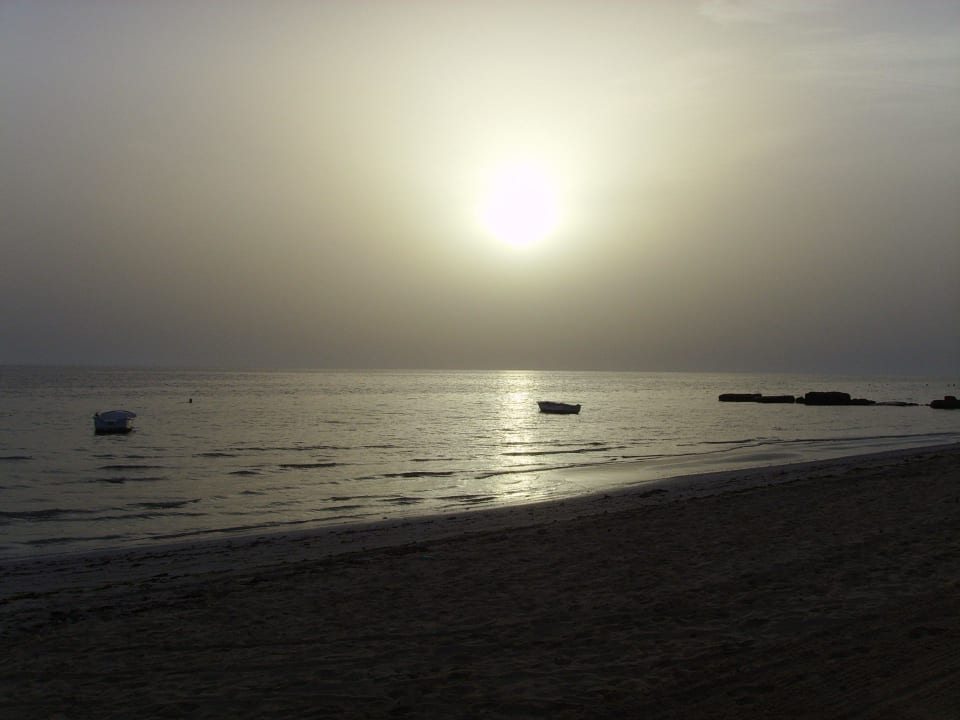 ...bei Sonnenaufgang Hotel Sangho Club Zarzis