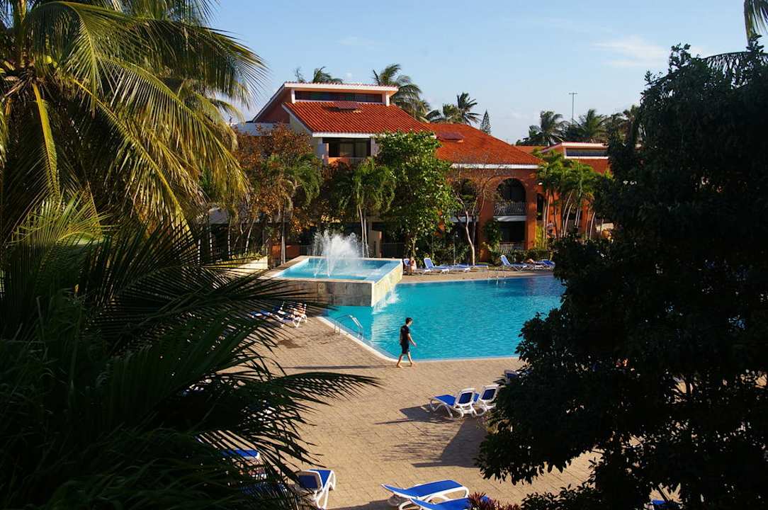Blick auf den Pool Hotel Roc Barlovento